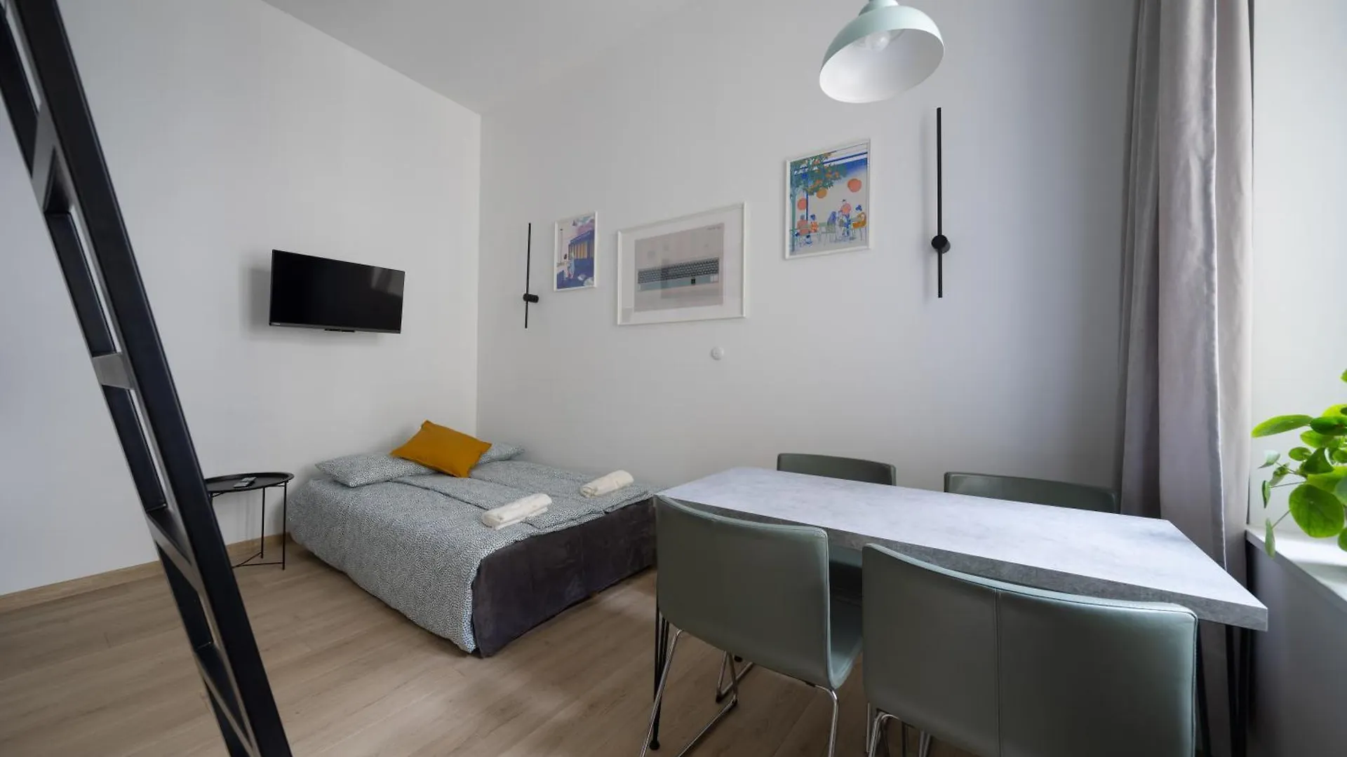 City Center, Modern, Quiet Place By Homeclick Krakow Apartment