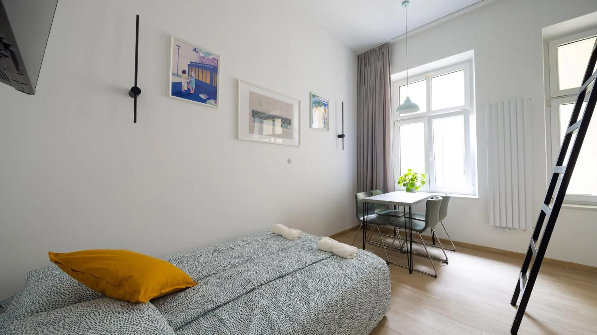 Apartment City Center, Modern, Quiet Place By Homeclick Krakow Poland